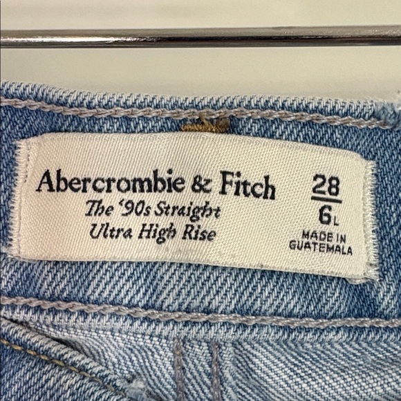 Abercrombie & Fitch The 90s Straight Ultra High-Rise Jeans Crossover Size 28 L - Picture 3 of 9